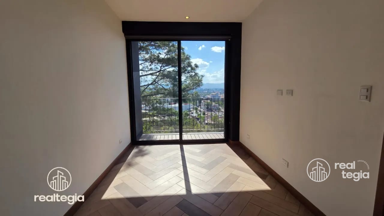 Apartamento en Vilabosque ZONA16 — Apartamento en Venta en Kanajuyú, Zona 16, Guatemala, Ciudad — foto 2 de 16