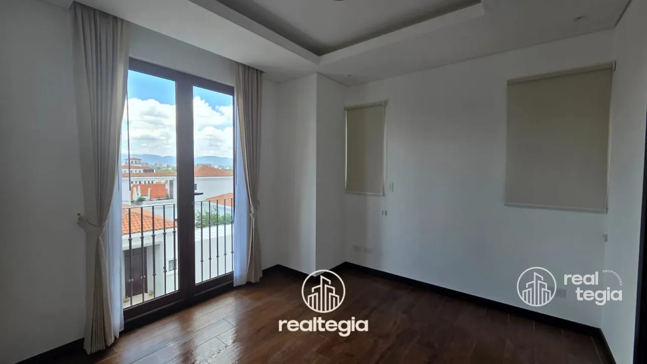 Apartamento en Lirios de Cayalá Zona 16 — Apartamento en Alquiler en Lirios de Cayalá IV, Zona 16, Guatemala, Ciudad — foto 4 de 11
