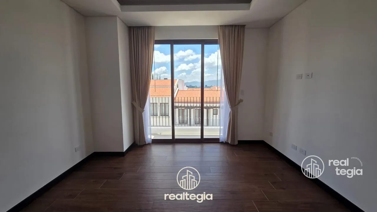 Apartamento en Lirios de Cayalá Zona 16 — Apartamento en Alquiler en Lirios de Cayalá IV, Zona 16, Guatemala, Ciudad — foto 1 de 11