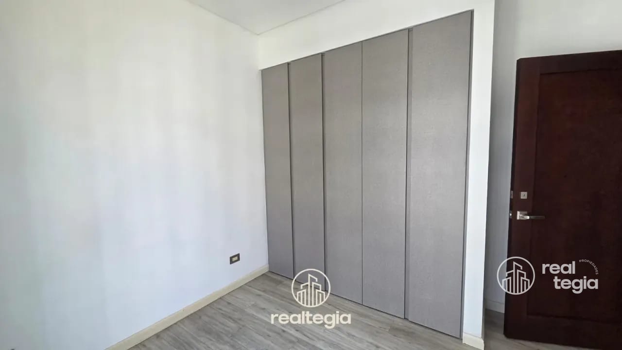 Apartamento Lirios de Cayalá Zona 16 — Apartamento en Alquiler en Zona 16, Guatemala, Ciudad — foto 7 de 9