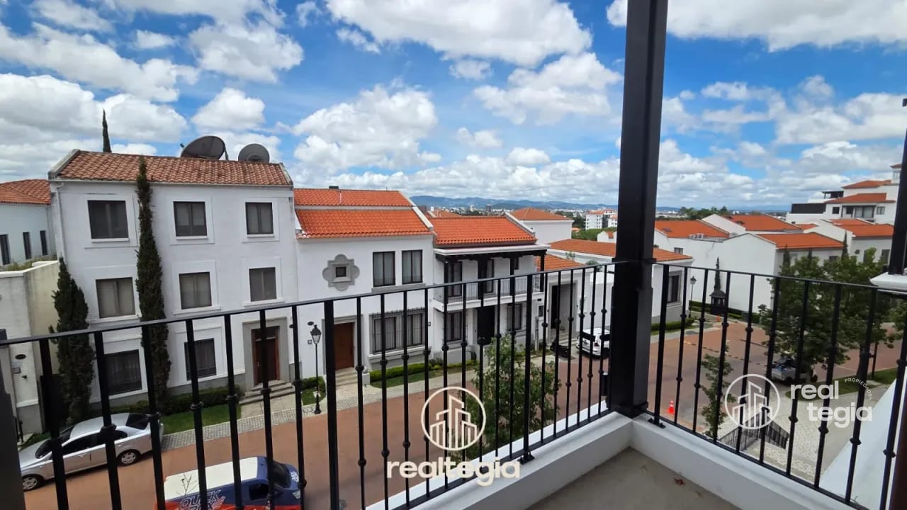 🏡 Apartamento en Renta | Lirios de Cayalá — Apartamento en Alquiler en Lirios de Cayalá IV, Zona 16, Guatemala, Ciudad — foto 11 de 12
