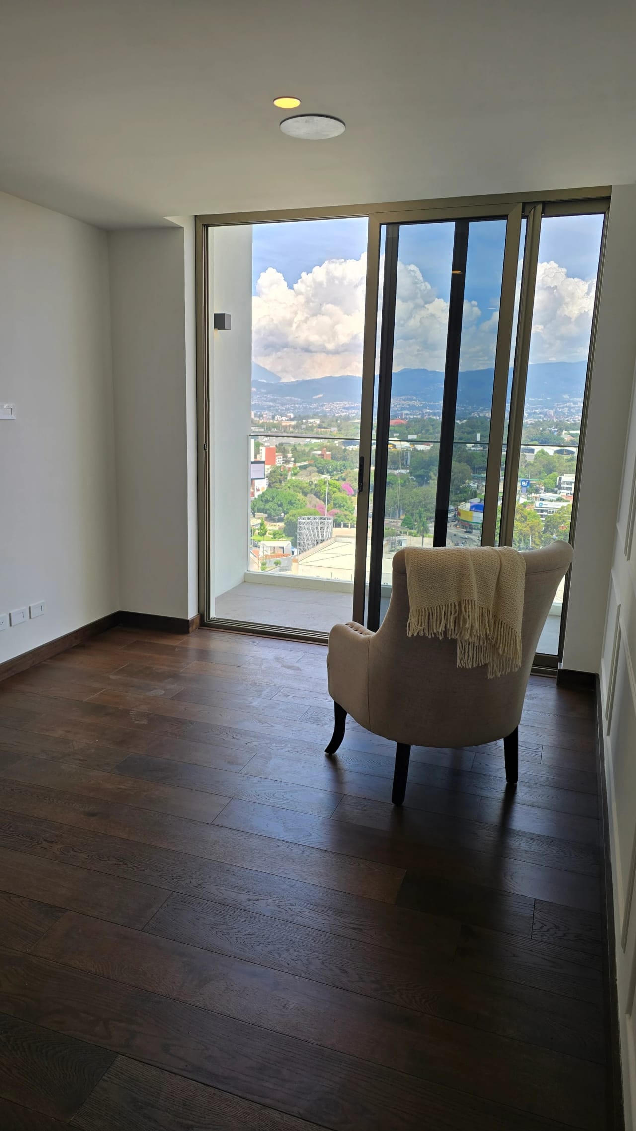 Invierta en lo último de zona 10! — Apartamento en Venta en Atarah, Zona 10, Guatemala, Ciudad — foto 6 de 7