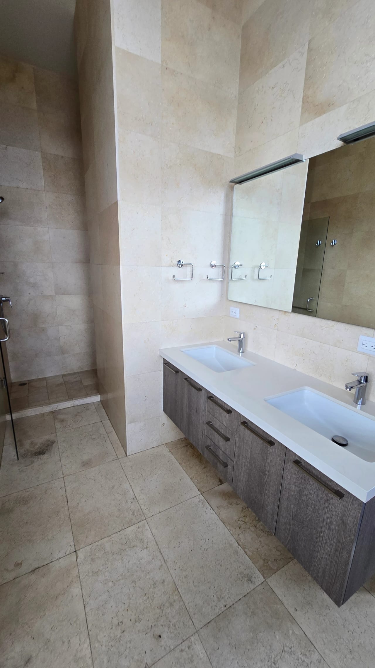 Espectacular apartamento en renta en zona 14 — Apartamento en Alquiler en Santa Inés, Zona 14, Guatemala, Ciudad — foto 7 de 7