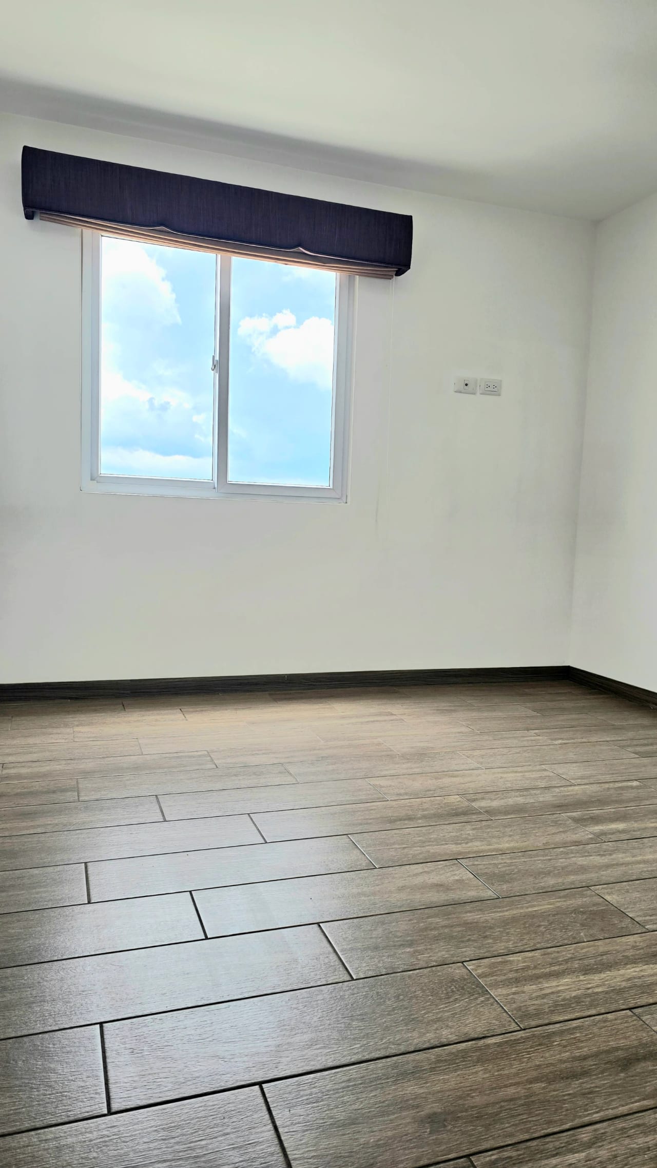 Alquiler de apartamento como nuevo en zona 12 — Apartamento en Alquiler en vistares, Zona 12, Guatemala, Ciudad — foto 2 de 13