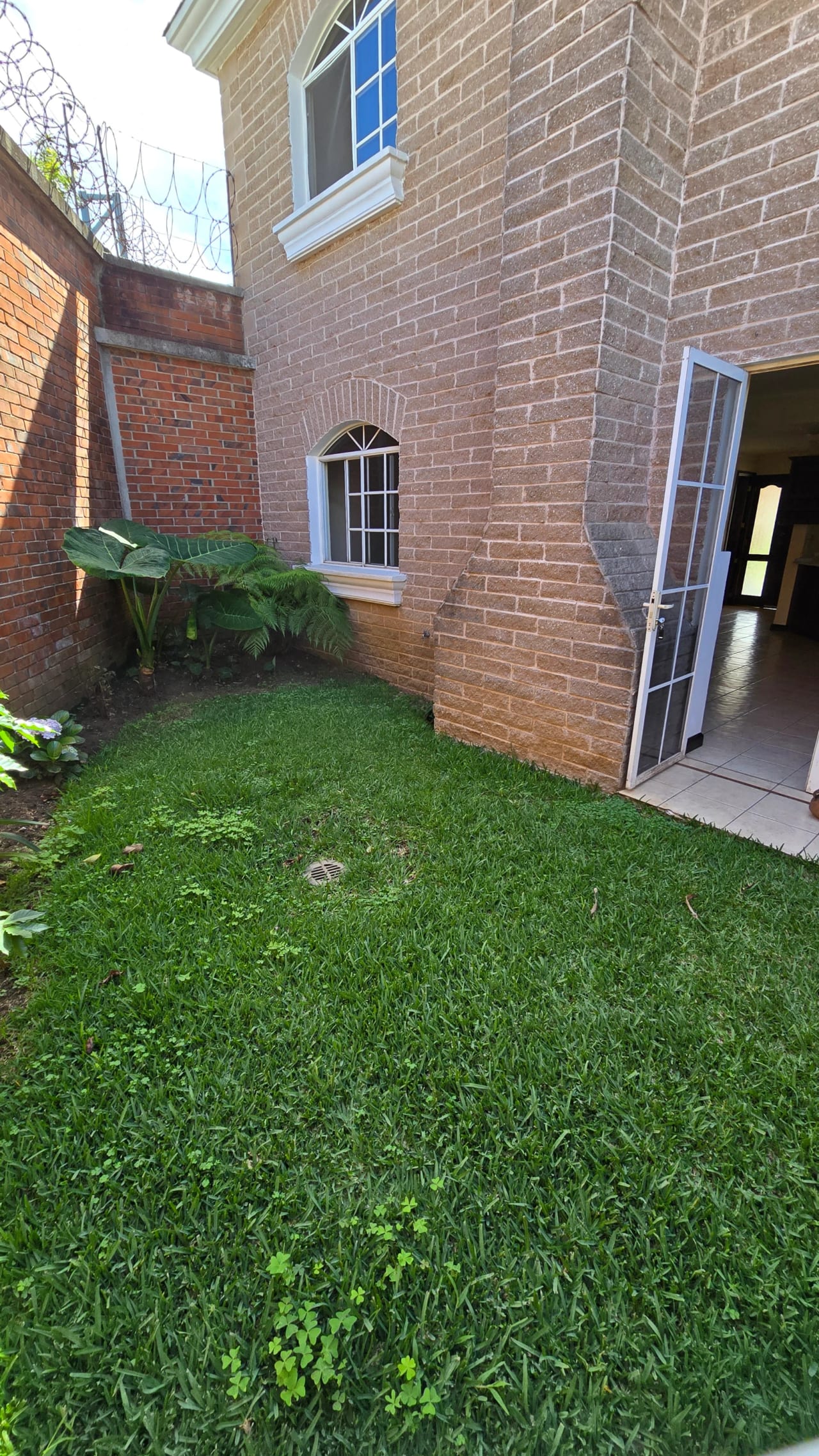 Preciosa casa en Alquiler en reconocido Condominio Santa Anita II — Casa en Alquiler en km 16-20, Carretera a El Salvador, Guatemala, Ciudad — foto 6 de 10