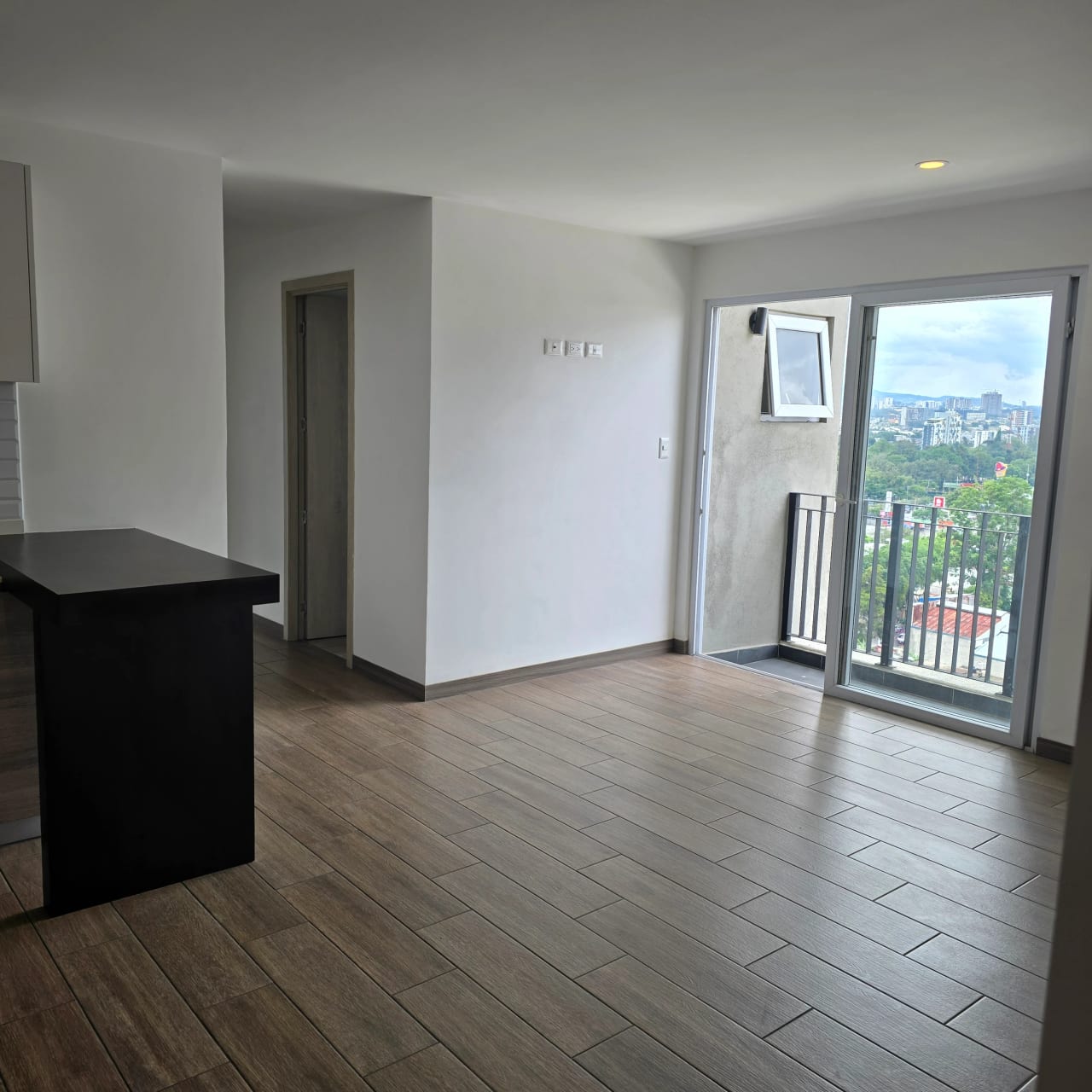 Zona 12 Alquiler de apartamento como nuevo en Pradera Vistares — Apartamento en Alquiler en vistares, Zona 12, Guatemala, Ciudad — foto 2 de 15