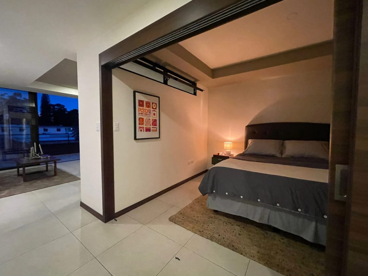 Apartamento Amueblado en Renta Zona 10 cod.CA36524 — Apartamento en Alquiler en Zona 10, Guatemala, Ciudad — foto 5 de 9