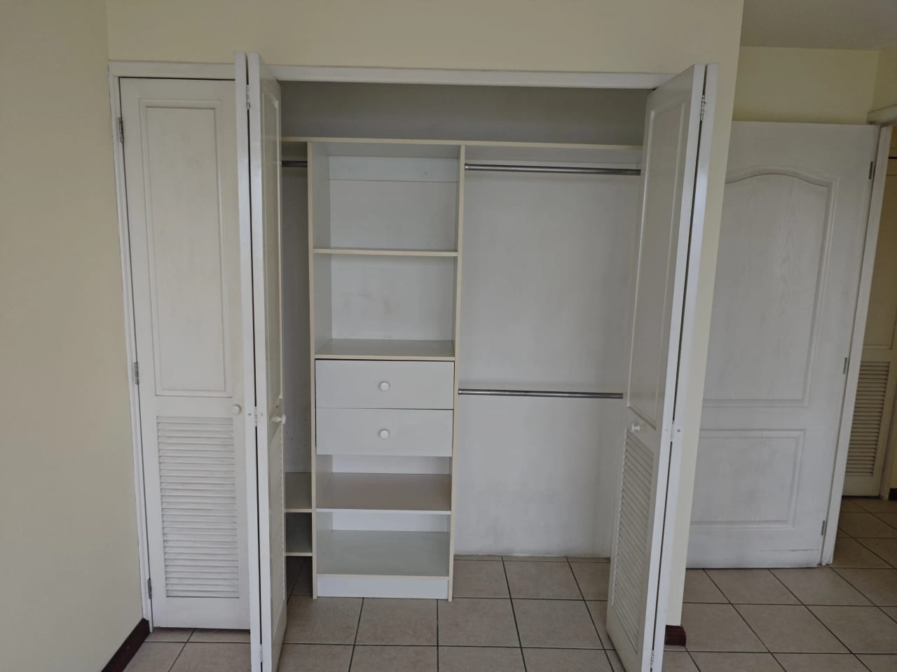Apartamento en Renta Zona 14 cod.CA36545 — Apartamento en Alquiler en Zona 14, Guatemala, Ciudad — foto 9 de 14