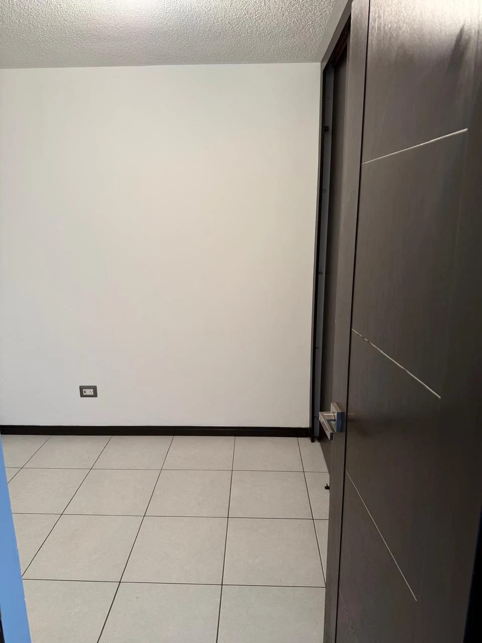 Apartamento con Jardín en Renta Zona 11 cod.CA36592 — Apartamento en Alquiler en Zona 11, Guatemala, Ciudad — foto 6 de 17