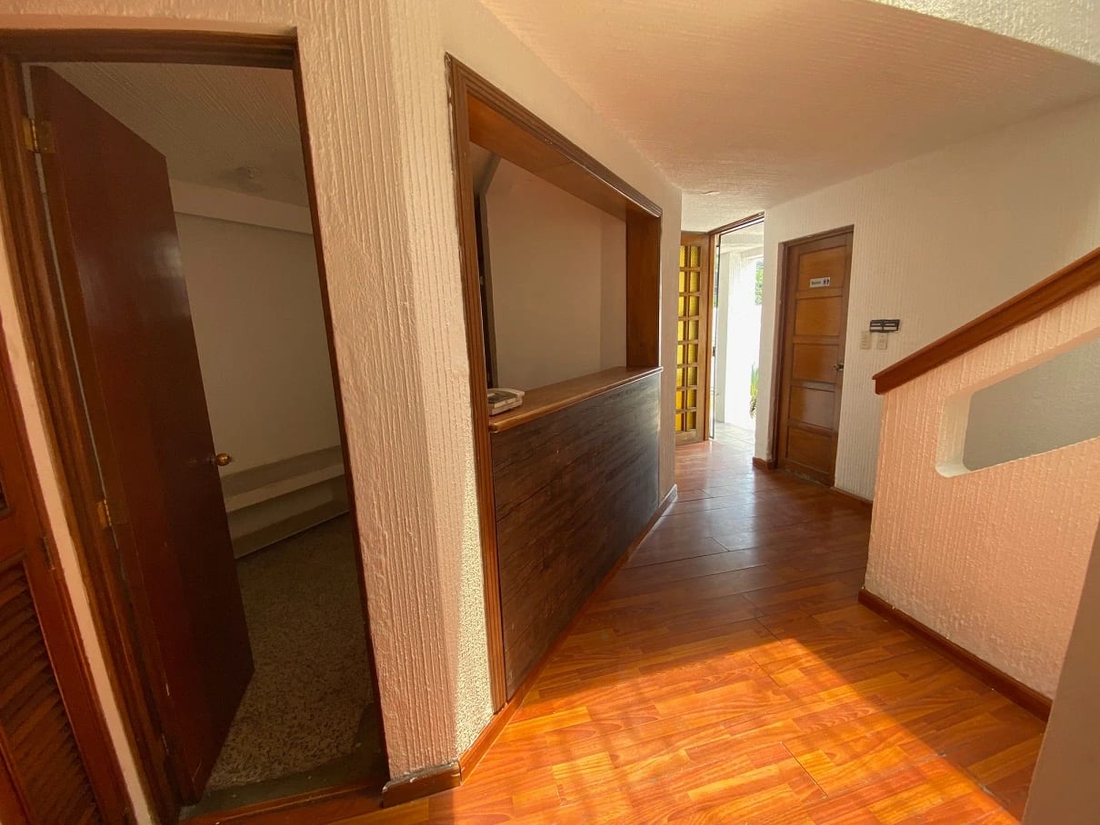 Casa para Oficina en Renta Zona 10 cod.CC36699 — Casa en Alquiler en Zona 10, Guatemala, Ciudad — foto 4 de 8