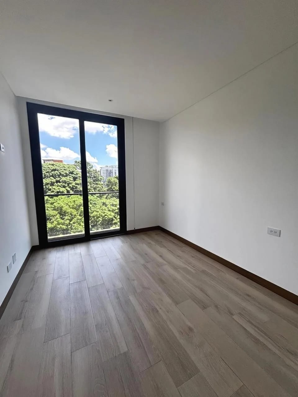 Apartamento en Renta Zona 10 cod.CA36782 — Apartamento en Alquiler en Zona 10, Guatemala, Ciudad — foto 7 de 8