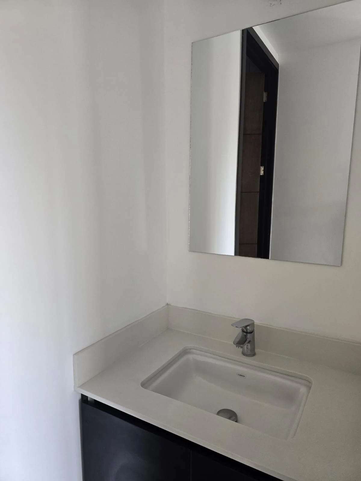 Apartamento en Renta Zona 10 COD. CA36861 — Apartamento en Alquiler en Zona 10, Guatemala, Ciudad — foto 5 de 8