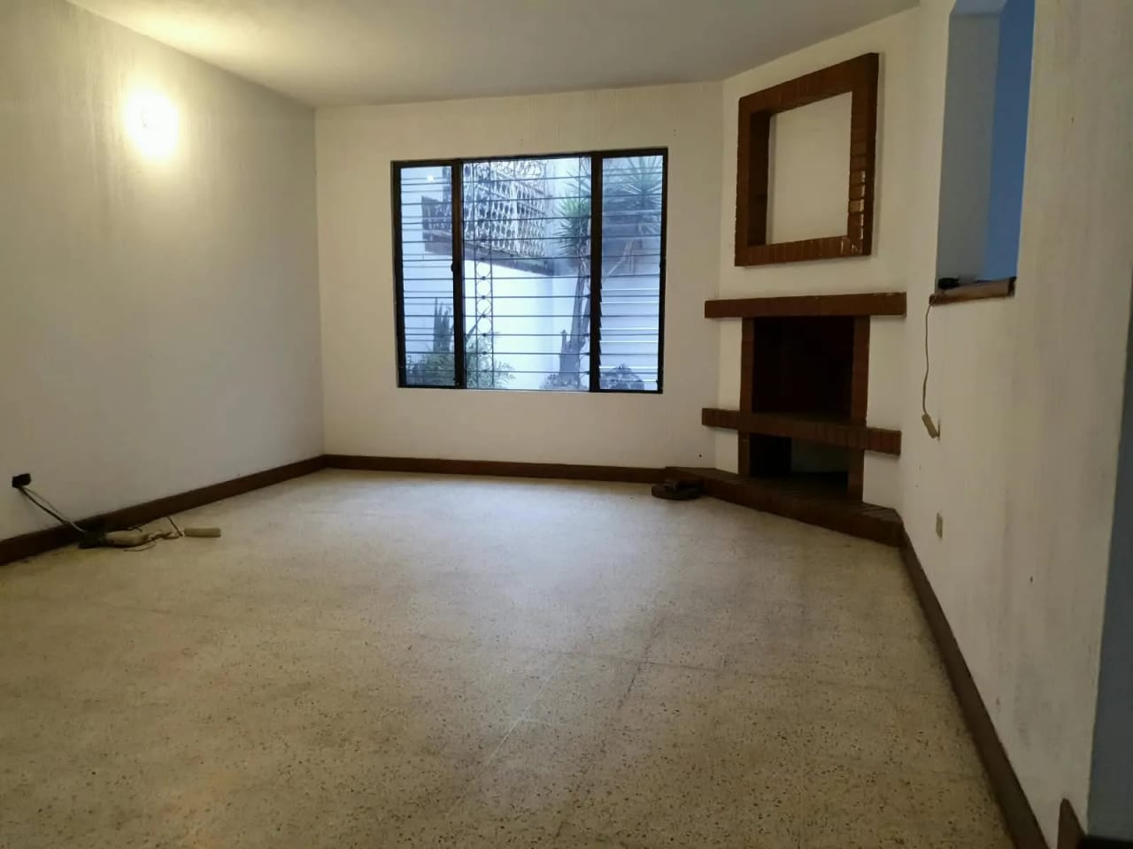 Casa en Renta Zona 11 codigo. CC36878 — Casa en Alquiler en Zona 11, Guatemala, Ciudad — foto 1 de 17