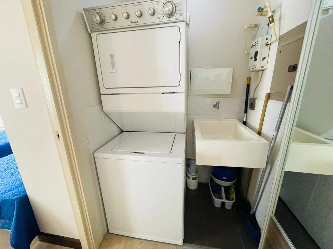 Apartamento Amueblado en Renta Zona 10 cod.CA36945 — Apartamento en Alquiler en Zona 10, Guatemala, Ciudad — foto 11 de 15