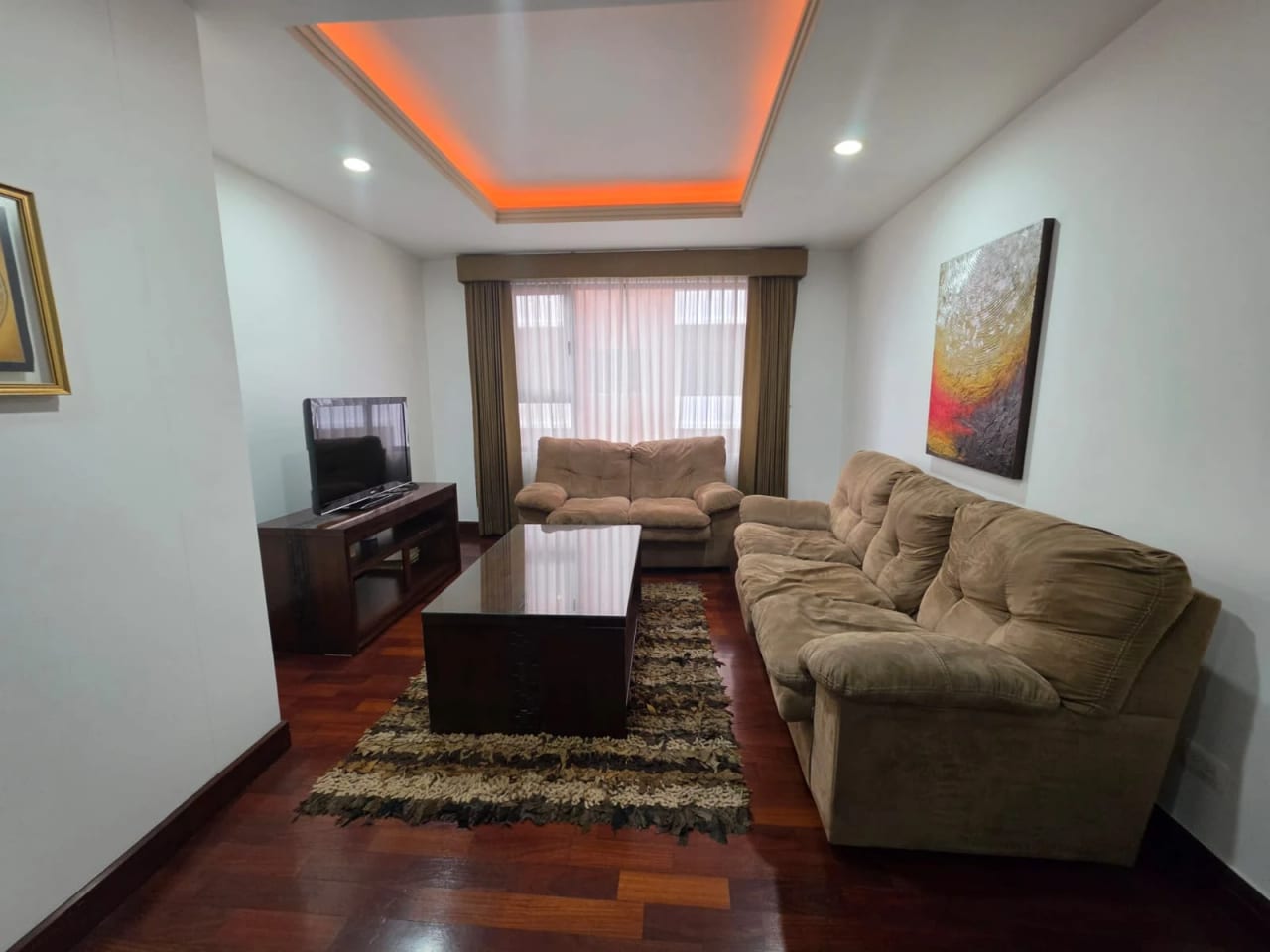Apartamento Amueblado en Renta Zona 10 codigo.CA36948 — Apartamento en Alquiler en Zona 10, Guatemala, Ciudad — foto 2 de 15