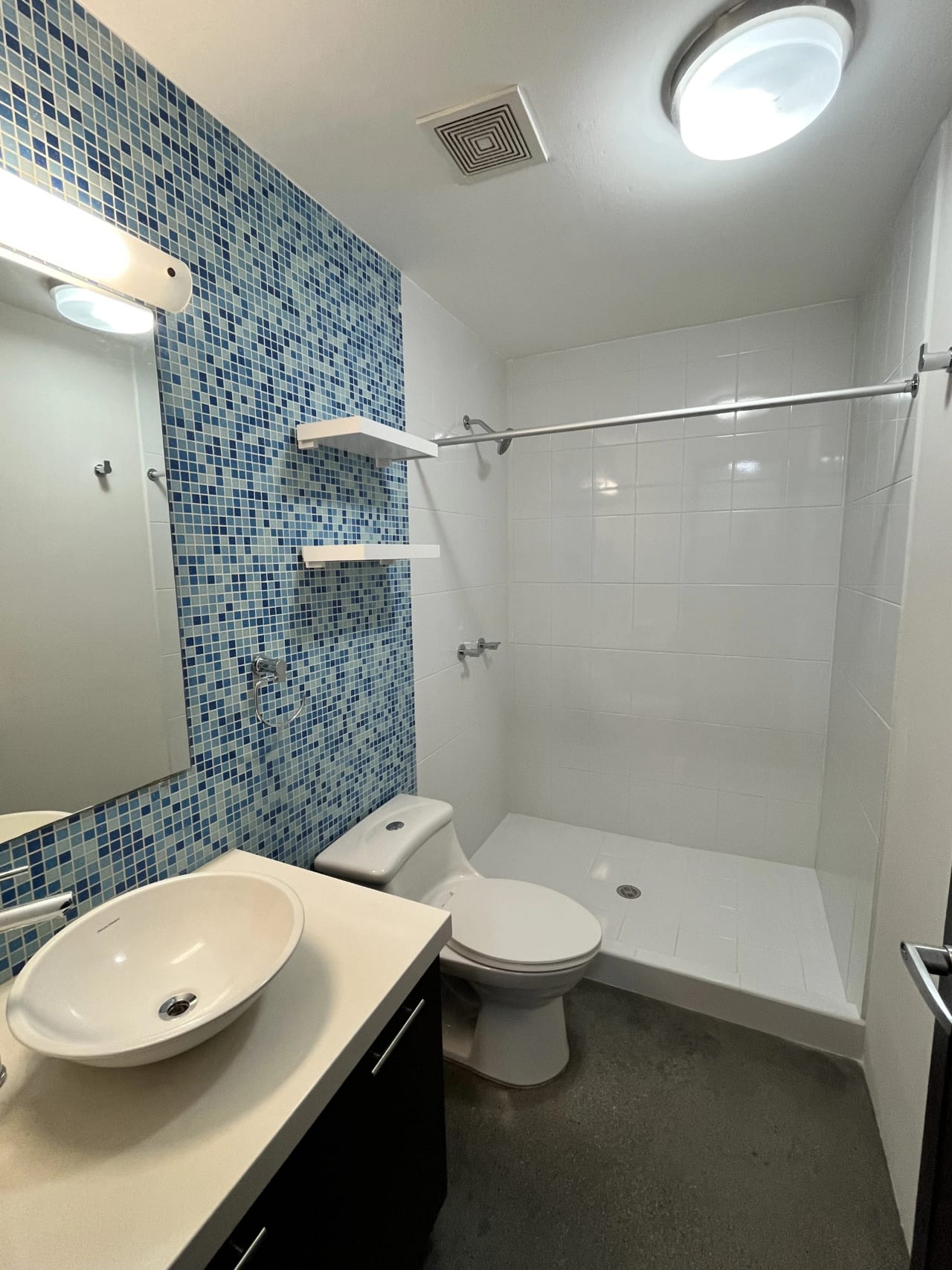 Apartamento Amueblado en Renta Zona 4 cod.DA36952 — Apartamento en Alquiler en Zona 11, Guatemala, Ciudad — foto 4 de 5