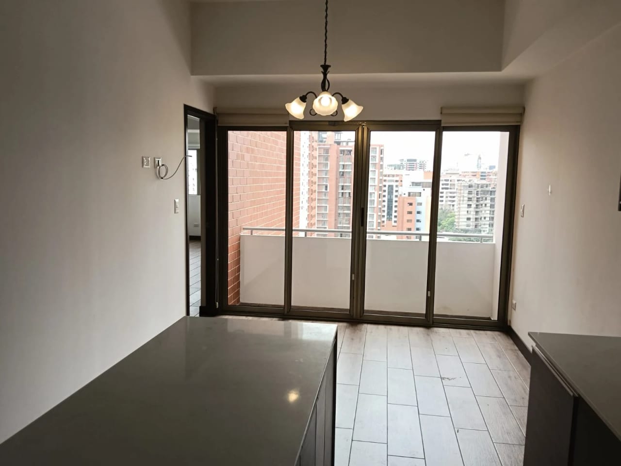 Apartamento en Renta Zona 10 cod.CA36963 — Apartamento en Alquiler en Zona 10, Guatemala, Ciudad — foto 1 de 4