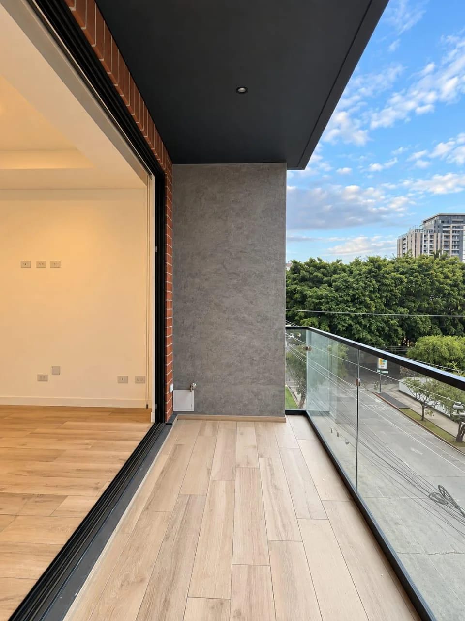 Apartamento en Renta Zona 10 codigo. CA36979 — Apartamento en Alquiler en Zona 10, Guatemala, Ciudad — foto 9 de 10