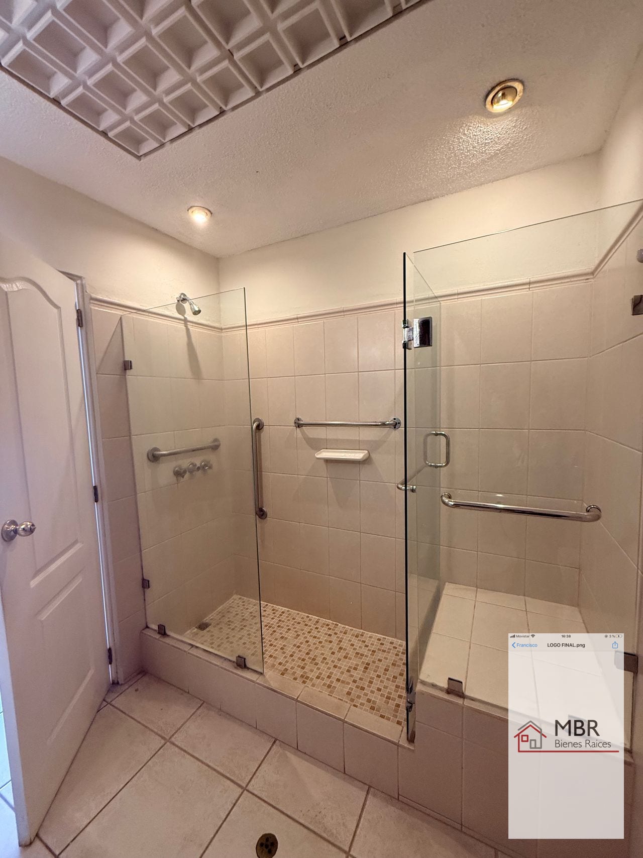 Espectacular apartamento en renta zona 10, cercano a cc Estación . — Apartamento en Alquiler en Villalar, Zona 10, Guatemala, Ciudad — foto 11 de 14