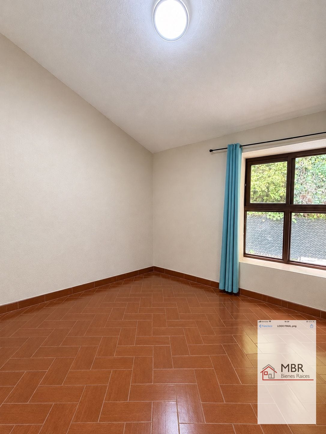 Hermosa casa en renta Okland zona 10 — Casa en Alquiler en Zona 10, Guatemala, Ciudad — foto 10 de 17