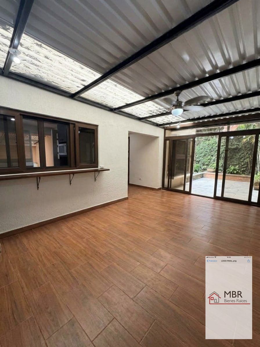 Hermosa casa en renta Okland zona 10 — Casa en Alquiler en Zona 10, Guatemala, Ciudad — foto 17 de 17