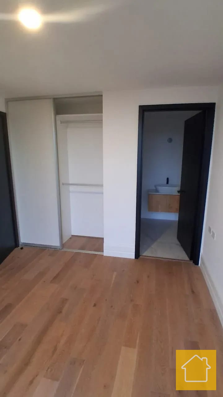 Apto con Excelente Ubicacion en Céntrico Zona 5 2 Hab — Apartamento en Alquiler en Céntrico, Zona 5, Guatemala, Ciudad — foto 3 de 11
