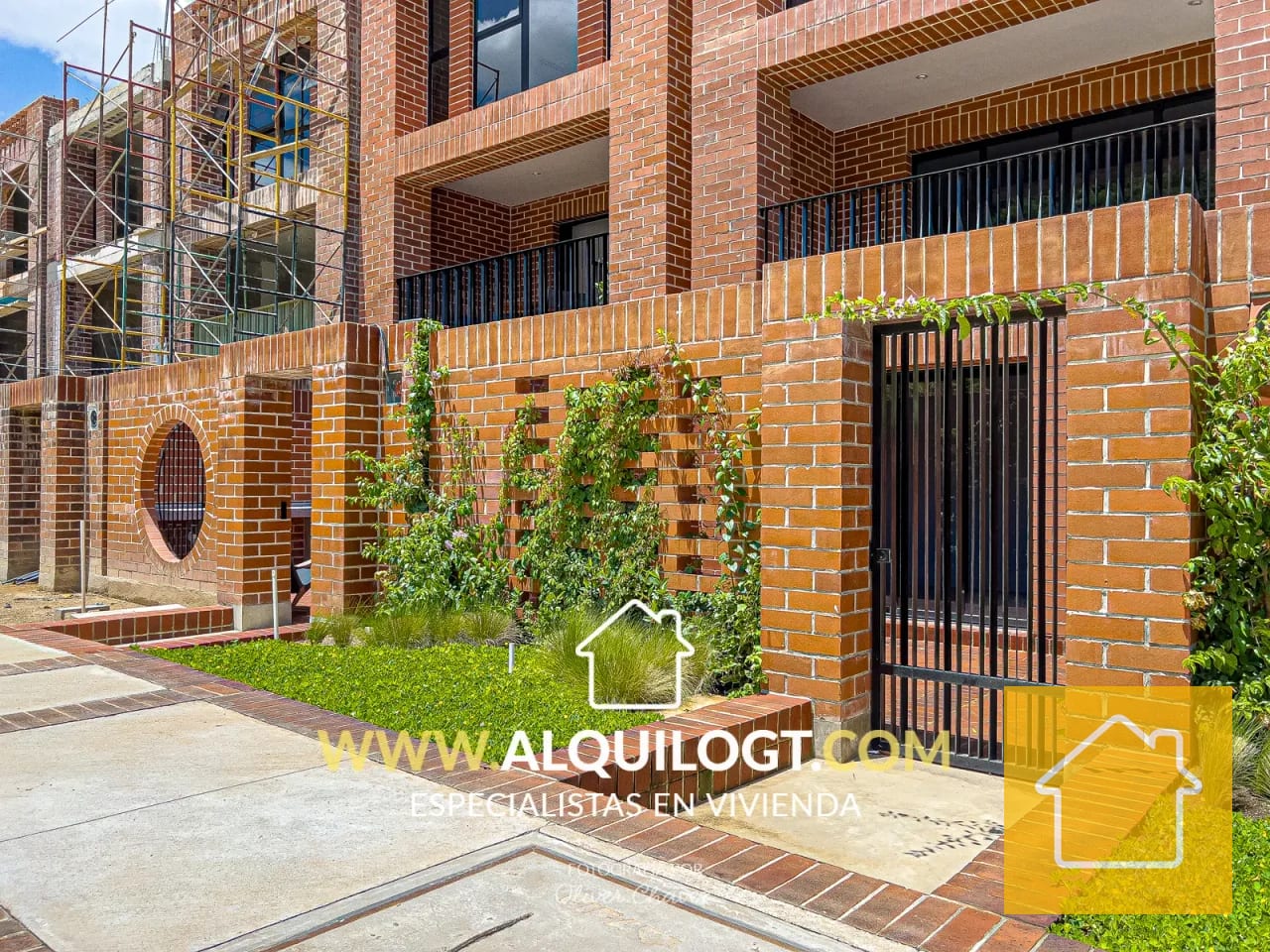 Preciosa Casa en Cañadas de Elgin Zona 13 de 3 Hab — Casa en Alquiler en Elgin, Zona 13, Guatemala, Ciudad — foto 2 de 15