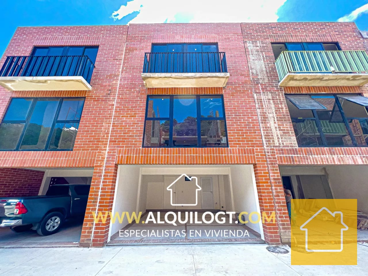 Preciosa Casa en Cañadas de Elgin Zona 13 de 3 Hab — Casa en Alquiler en Elgin, Zona 13, Guatemala, Ciudad — foto 1 de 15