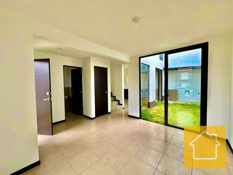 Casa en Renta Senderos del Comendador Ciudad Vieja AGT3028 — Casa en Alquiler en Cortijo de Las Flores, Ciudad Vieja, Sacatepéquez — foto 2 de 8