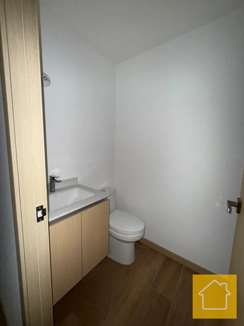 Oportunidad de Vivir en Zona 10 los Próceres Vié los Proceres — Apartamento en Alquiler en Vié Los Próceres, Zona 10, Guatemala, Ciudad — foto 11 de 16