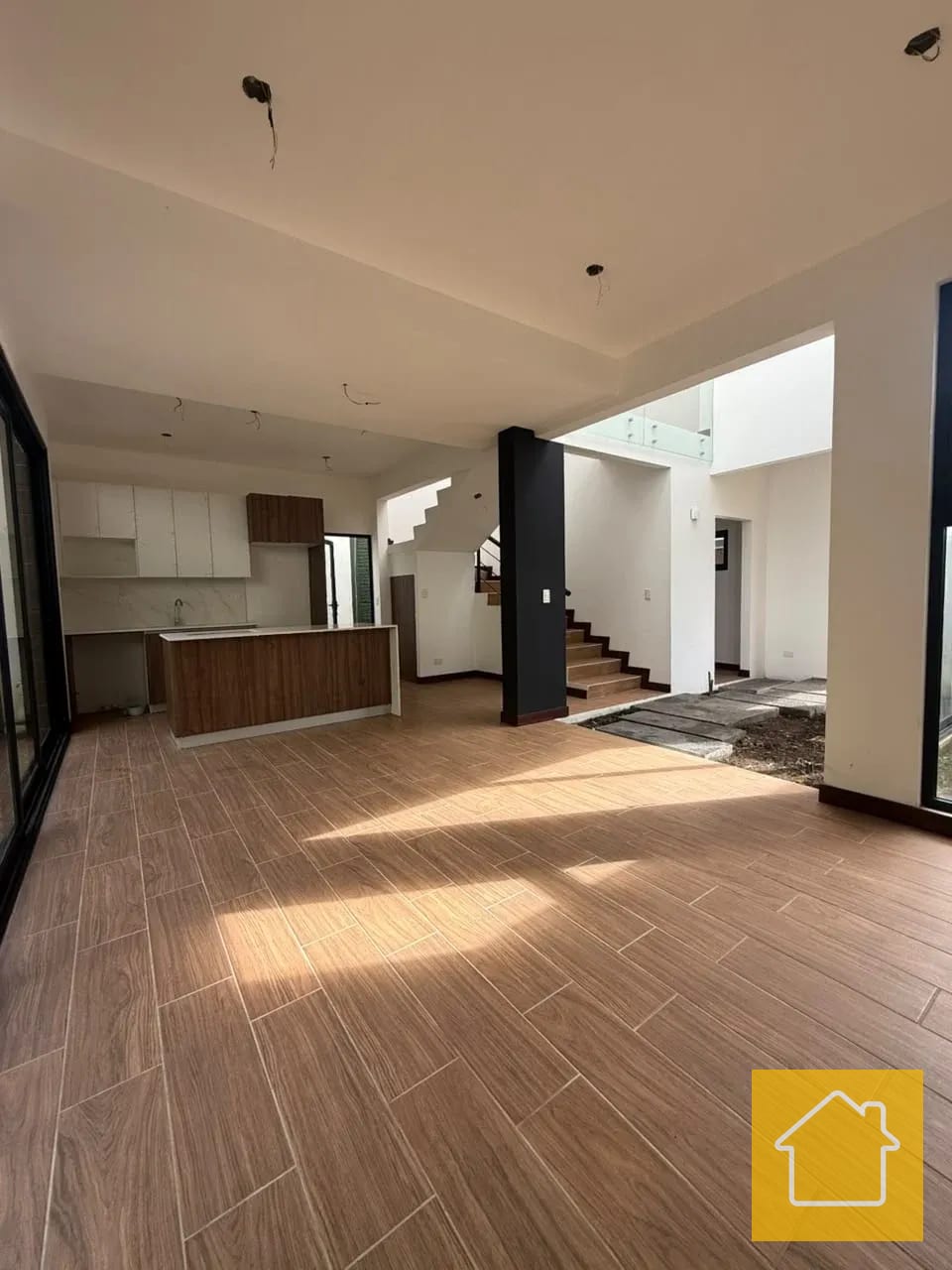 Oportunidad de Compra en Condominio 7 Gotas CAES por Sporta — Casa en Venta en Villa Vermont II, Carretera a El Salvador, Guatemala, Ciudad — foto 1 de 17