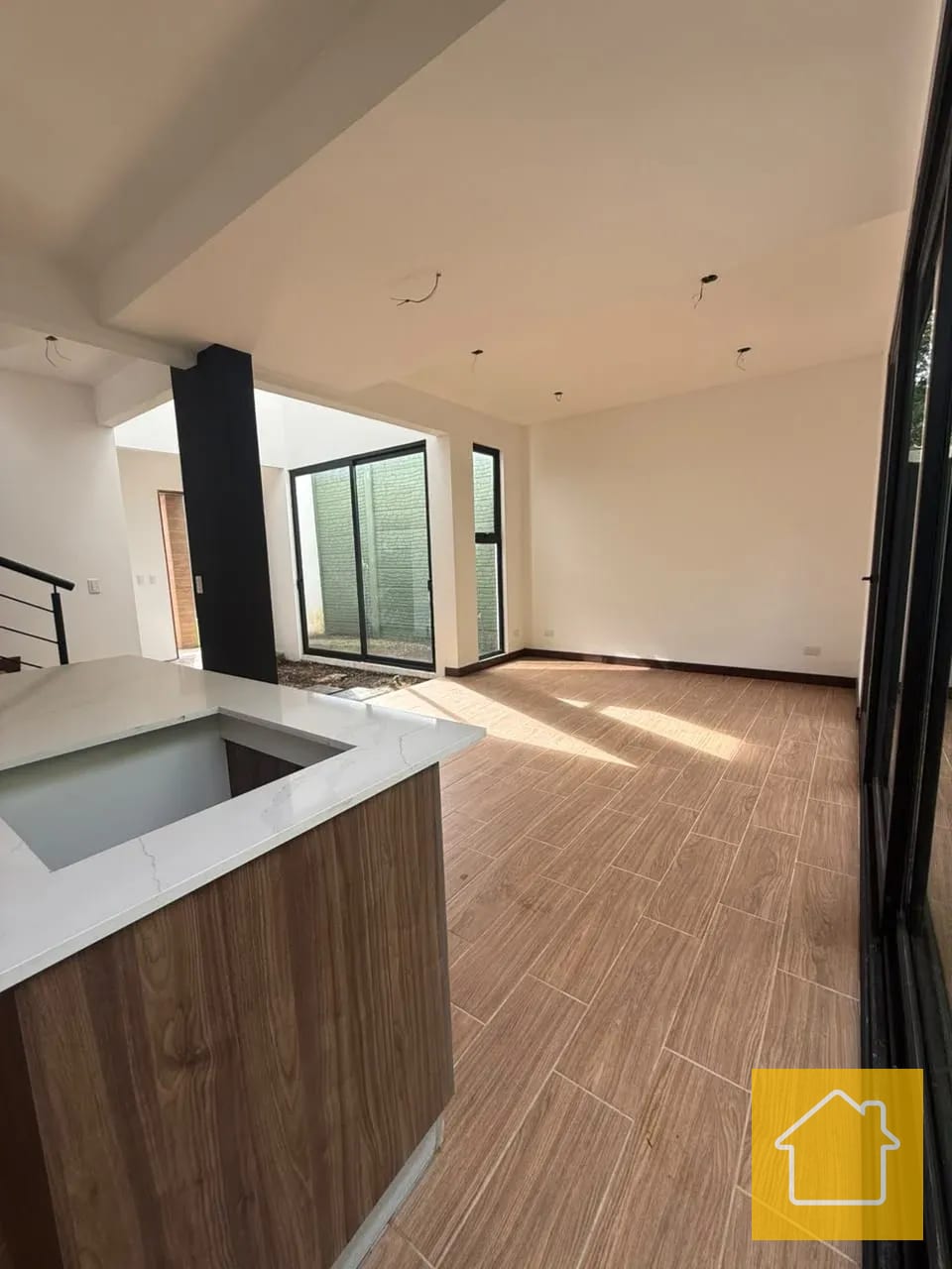 Oportunidad de Compra en Condominio 7 Gotas CAES por Sporta — Casa en Venta en Villa Vermont II, Carretera a El Salvador, Guatemala, Ciudad — foto 12 de 17