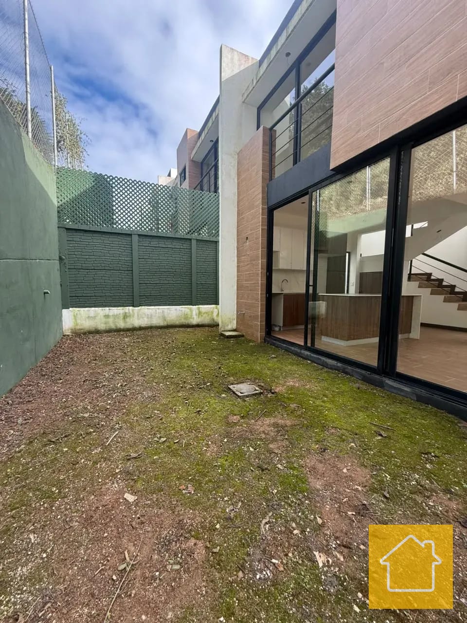 Oportunidad de Compra en Condominio 7 Gotas CAES por Sporta — Casa en Venta en Villa Vermont II, Carretera a El Salvador, Guatemala, Ciudad — foto 13 de 17