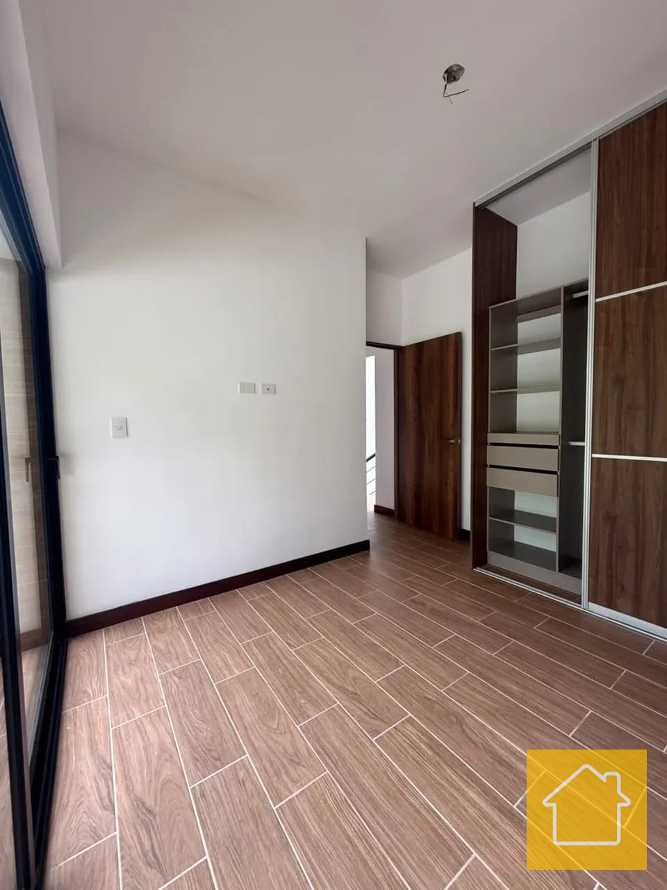 Oportunidad de Compra en Condominio 7 Gotas CAES por Sporta — Casa en Venta en Villa Vermont II, Carretera a El Salvador, Guatemala, Ciudad — foto 17 de 17