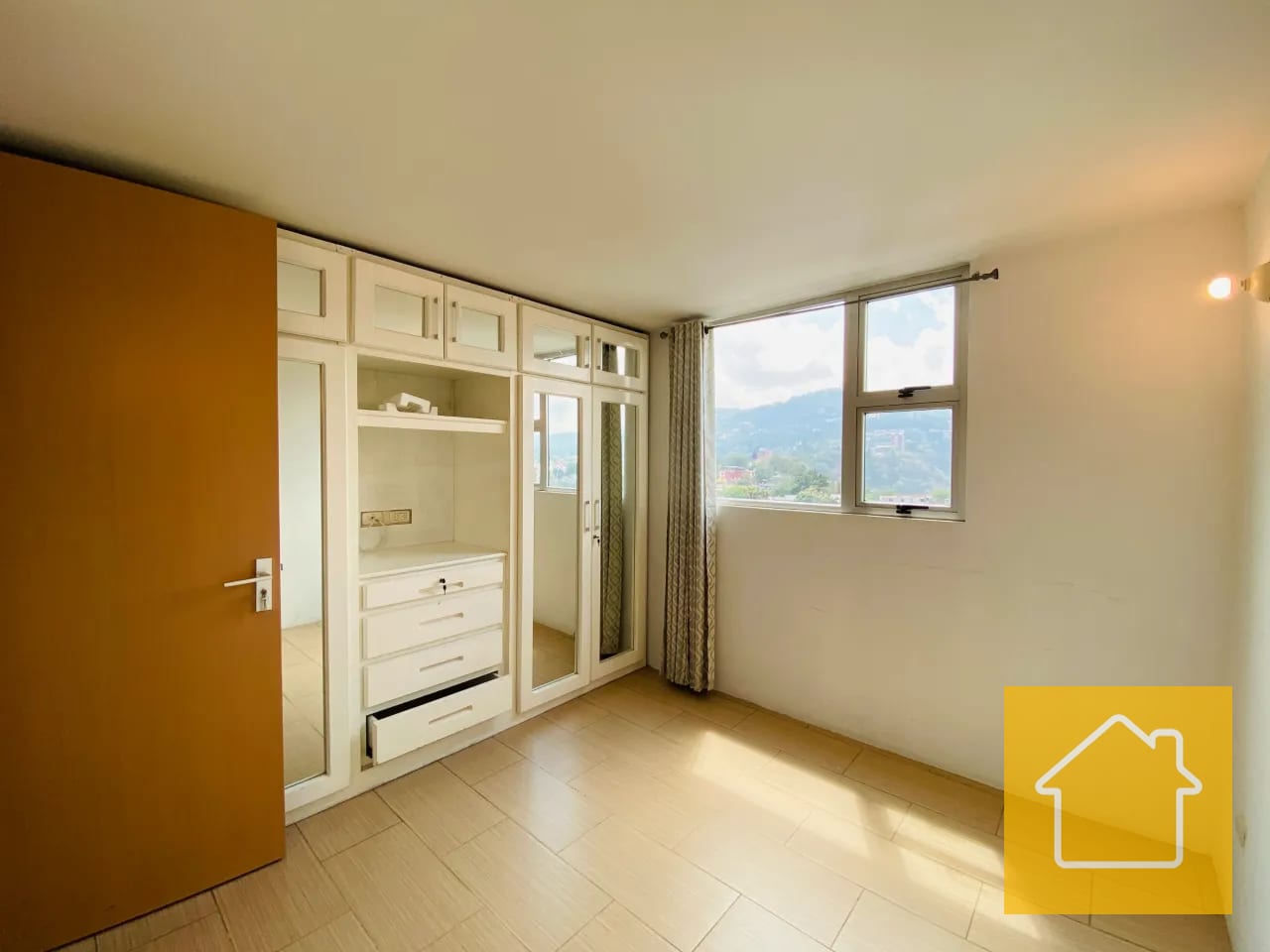 Oportunidad de Vivir en la Villa Zona 14 Alquilo GT — Apartamento en Alquiler en La Villa, Zona 14, Guatemala, Ciudad — foto 9 de 17
