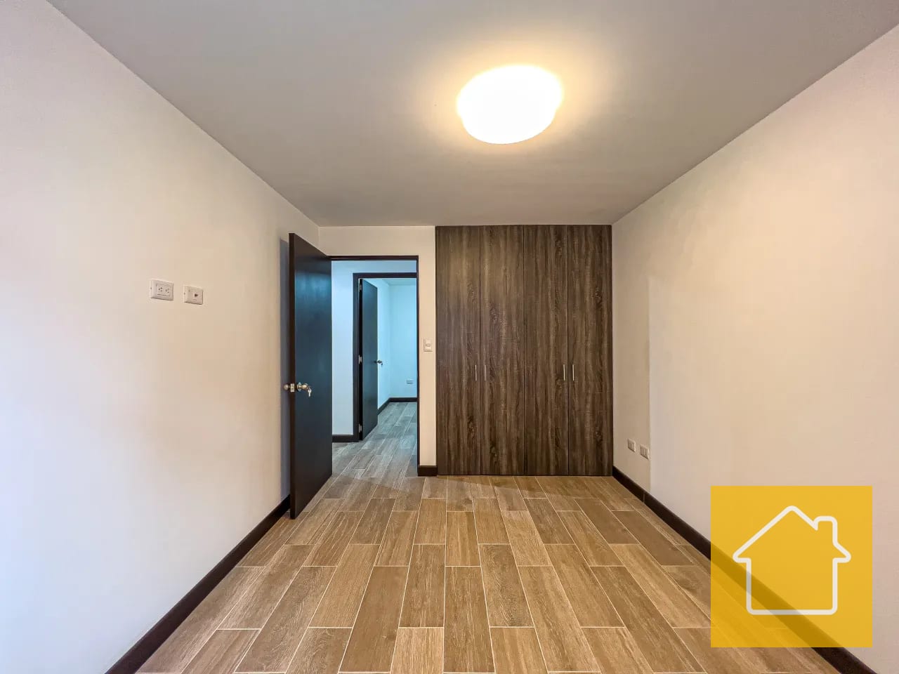 Apto Disponible en Petápolis Zona 12 Cerca de la Usac Renta Inmediata — Apartamento en Alquiler en Petápolis, Zona 12, Guatemala, Ciudad — foto 9 de 17