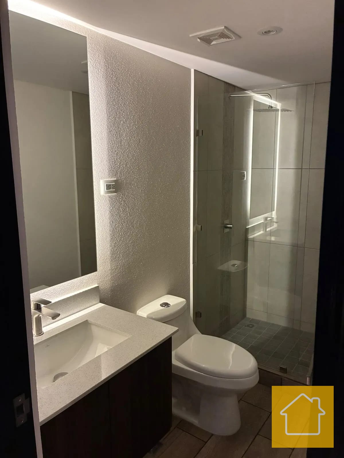 Amplio Apartamento en San Isidro 2021 Zona 16 Universitarios o Familia — Apartamento en Alquiler en San Isidro 20/21, Zona 16, Guatemala, Ciudad — foto 6 de 12