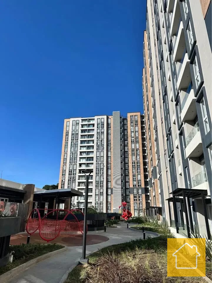 Amplio Apto en Parque Mateo Zona 7 Céntrico, Linda Vista Accesible — Apartamento en Alquiler en Parque Mateo, Zona 7, Guatemala, Ciudad — foto 6 de 10