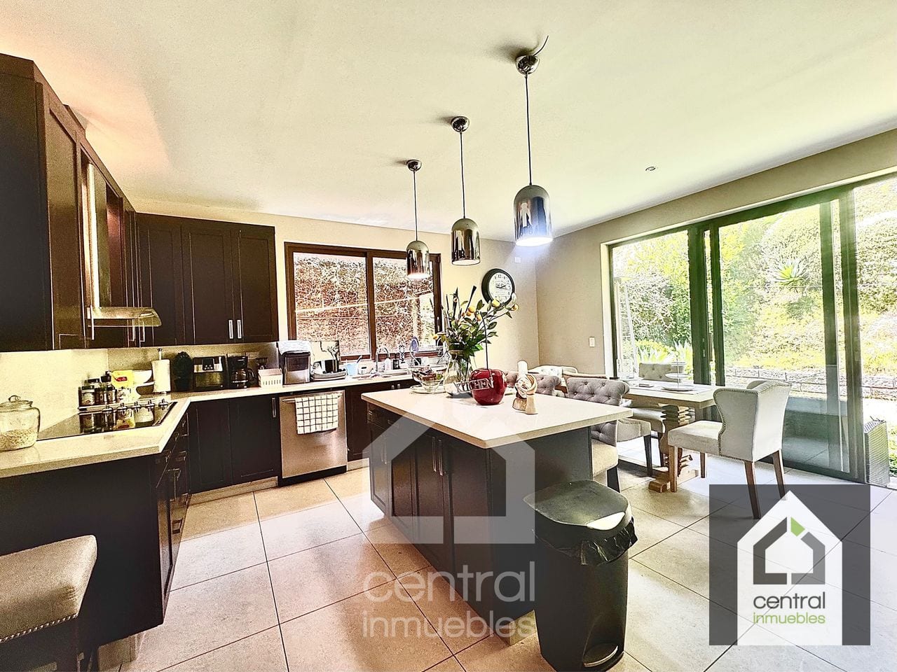 Casa en venta Residenciales Concepción — Casa en Venta en Carretera a El Salvador, Guatemala, Ciudad — foto 6 de 17