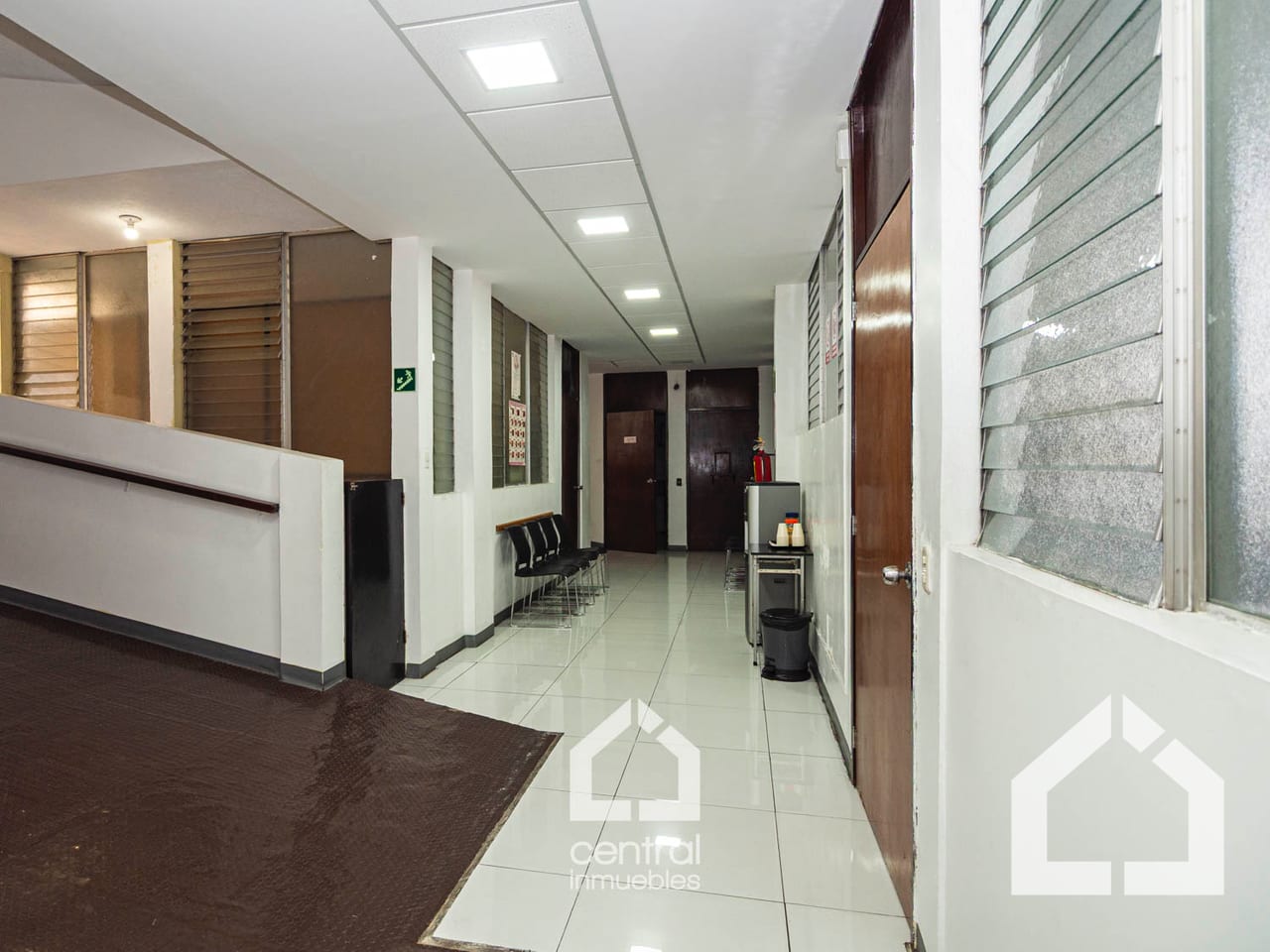 Edificio en venta en colonia Valle del Sol, zona 4 de Mixco — Edificio en Venta en Zona 4 Mixco, Guatemala, Ciudad — foto 4 de 17