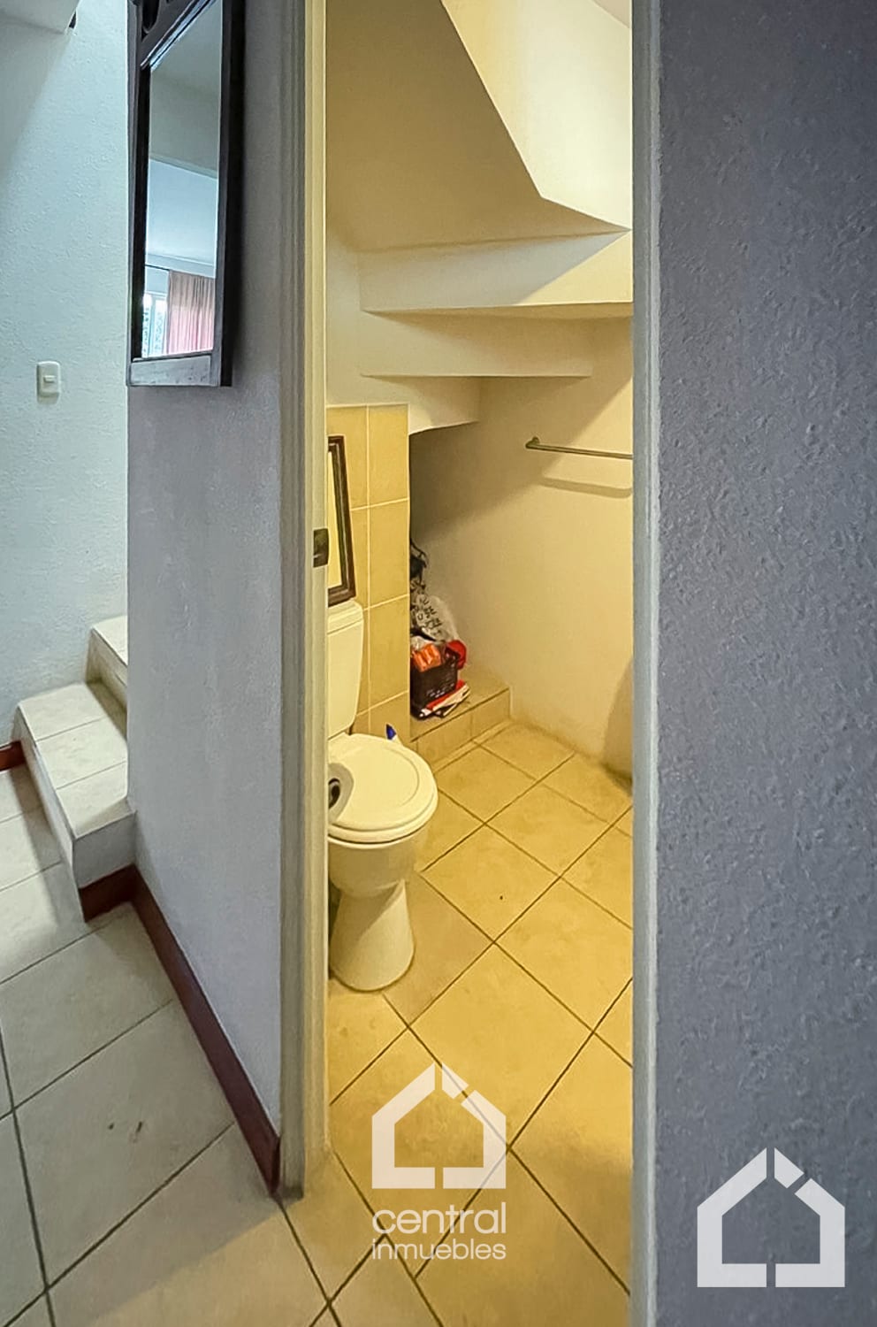 Casa amueblada de 3 habitaciones en Villa Santorini, CES — Casa en Alquiler en Villas Santorini, Carretera a El Salvador, Guatemala, Ciudad — foto 5 de 13