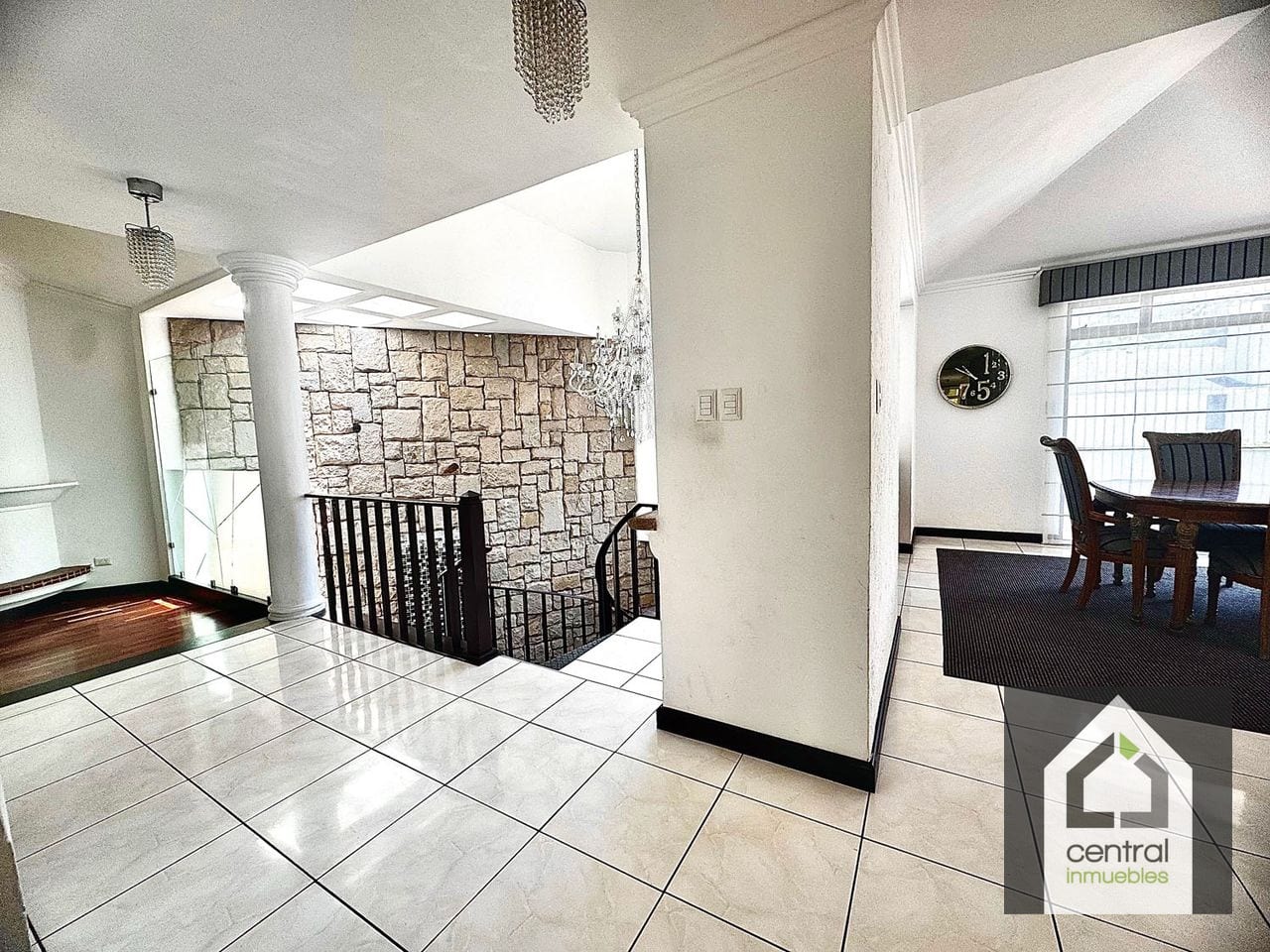 Casa en venta Colonia Sta, Rosalía, Condominio La Laguna (copia) — Casa en Alquiler en Santa Catarina Pinula, Guatemala, Ciudad — foto 4 de 17