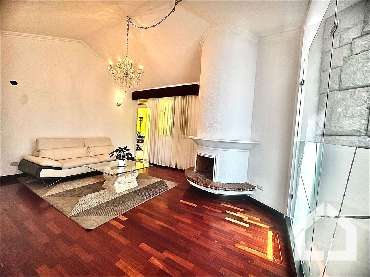 Casa en venta Colonia Sta, Rosalía, Condominio La Laguna — Casa en Venta en Santa Catarina Pinula, Guatemala, Ciudad — foto 5 de 17