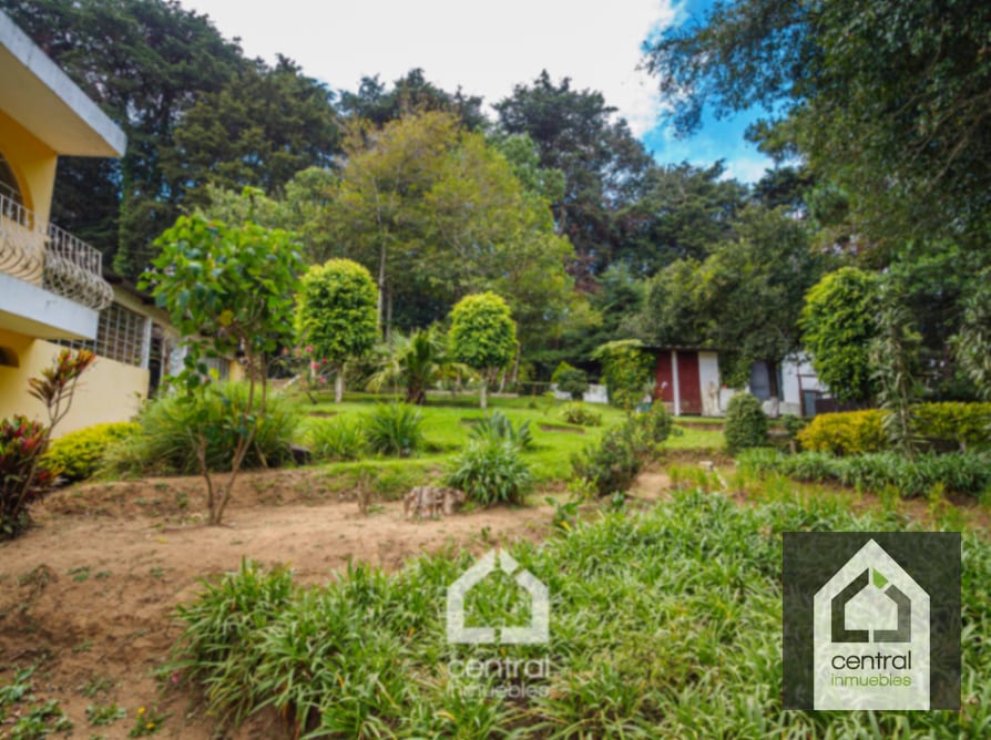 Granja con casa de 4 habitaciones y terrenos en San Lucas, Sac. — Terreno en Venta en San Lucas Sacatepéquez, Sacatepéquez — foto 4 de 13
