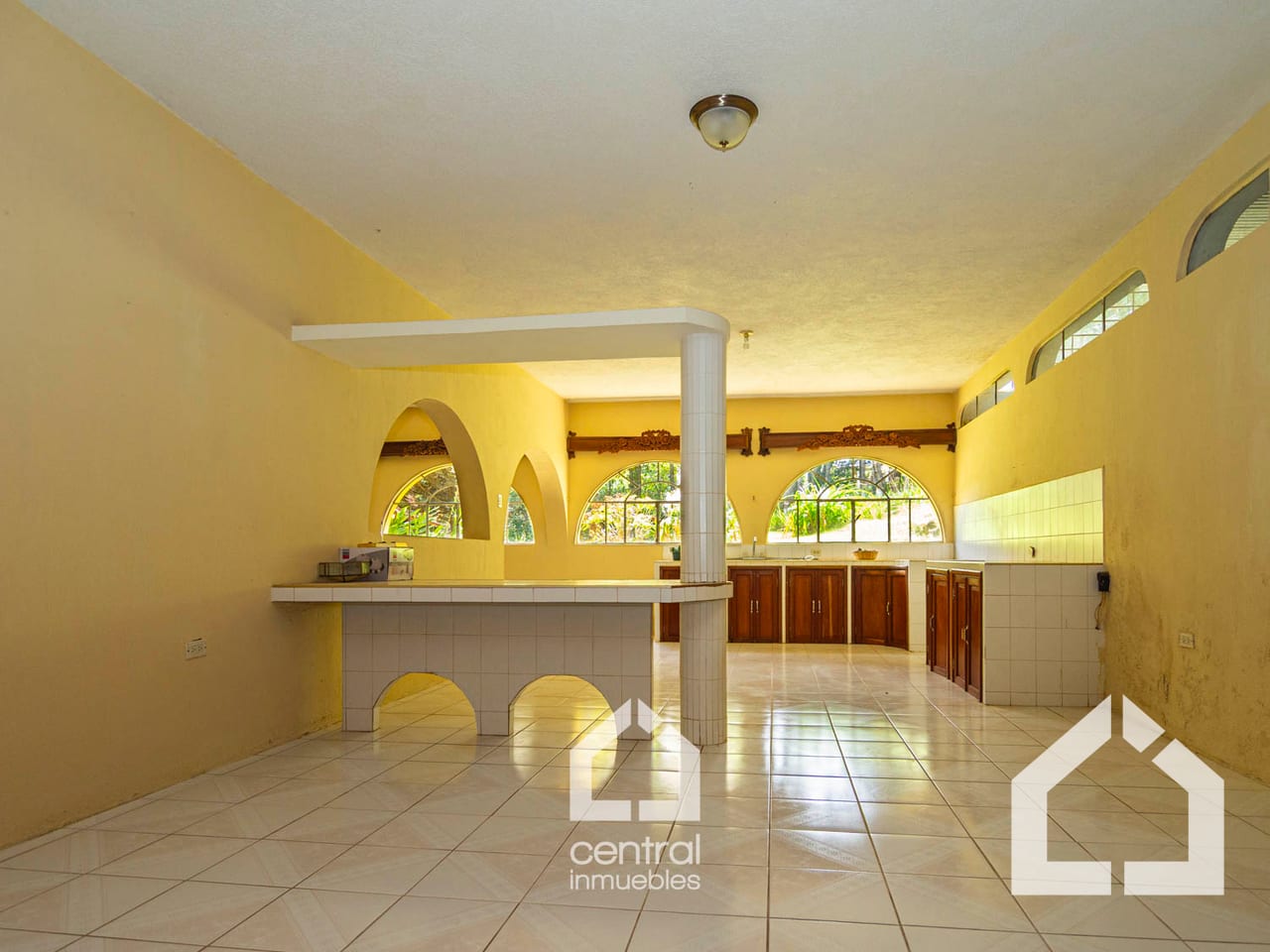 Cocina — Granja con casa de 4 habitaciones y terrenos en San Lucas, Sac. — Terreno en Venta en San Lucas Sacatepéquez, Sacatepéquez — foto 6 de 13