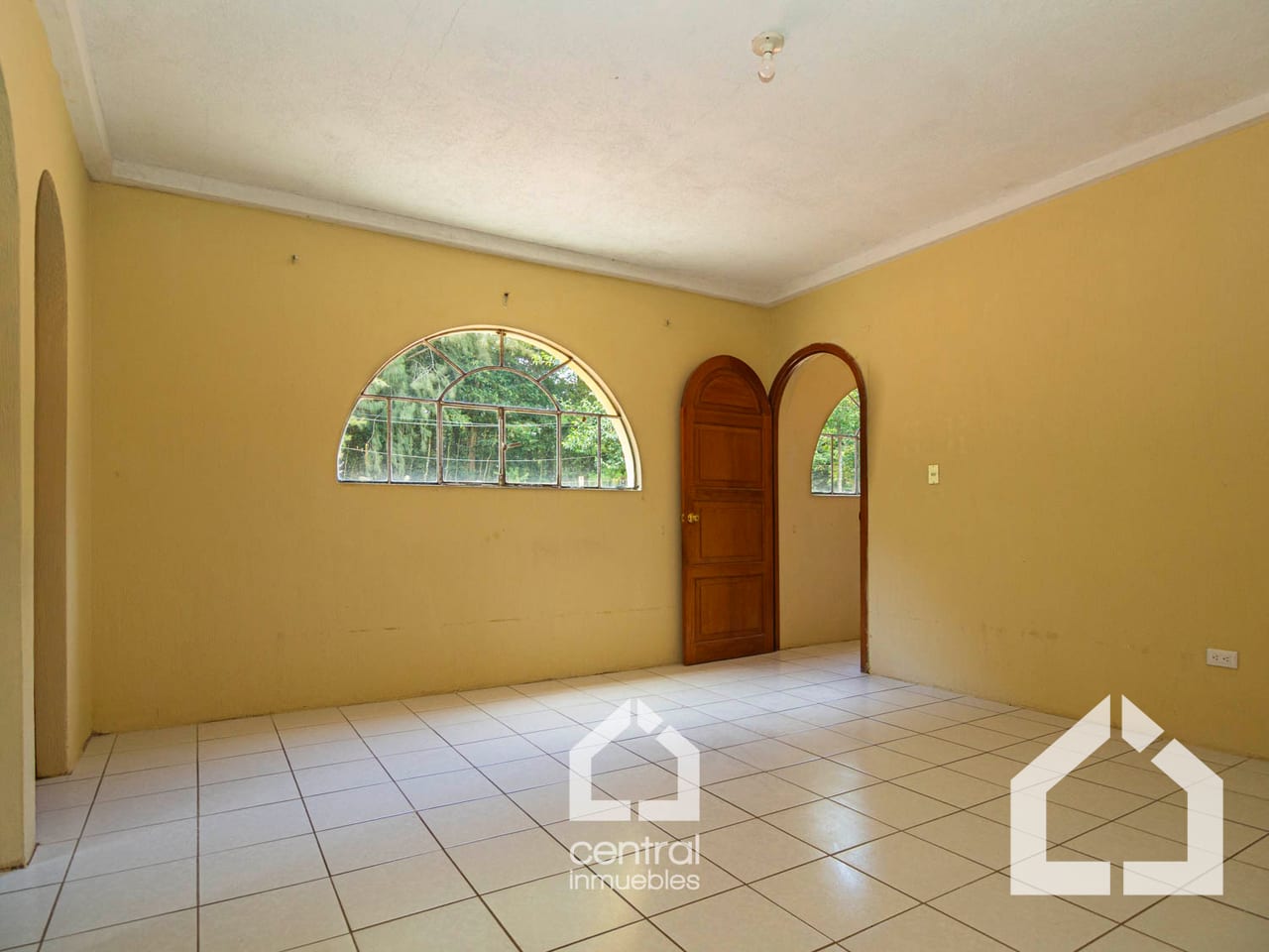Granja con casa de 4 habitaciones y terrenos en San Lucas, Sac. — Terreno en Venta en San Lucas Sacatepéquez, Sacatepéquez — foto 11 de 13