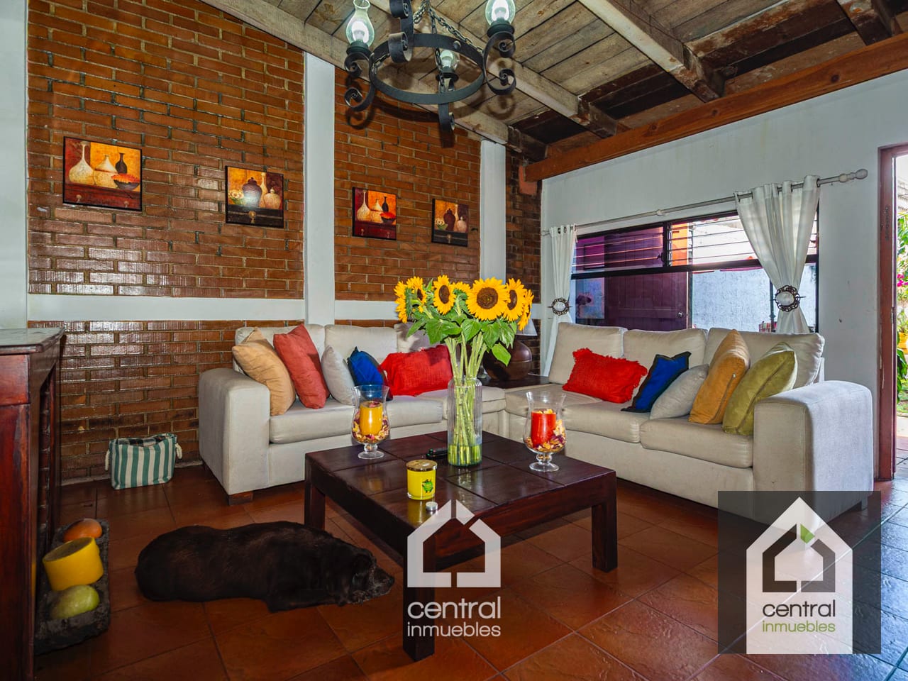 Casas de 4 habitaciones en colonia Alvarado, Mixco — Casa en Venta en Zona 2 Mixco, Guatemala, Ciudad — foto 2 de 15