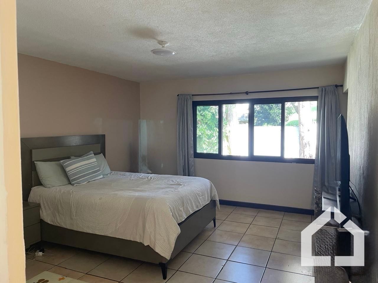 Casa en venta fuera de garita, Planes de San Miguel Arrazola — Casa en Venta en Carretera a El Salvador, Guatemala, Ciudad — foto 12 de 17