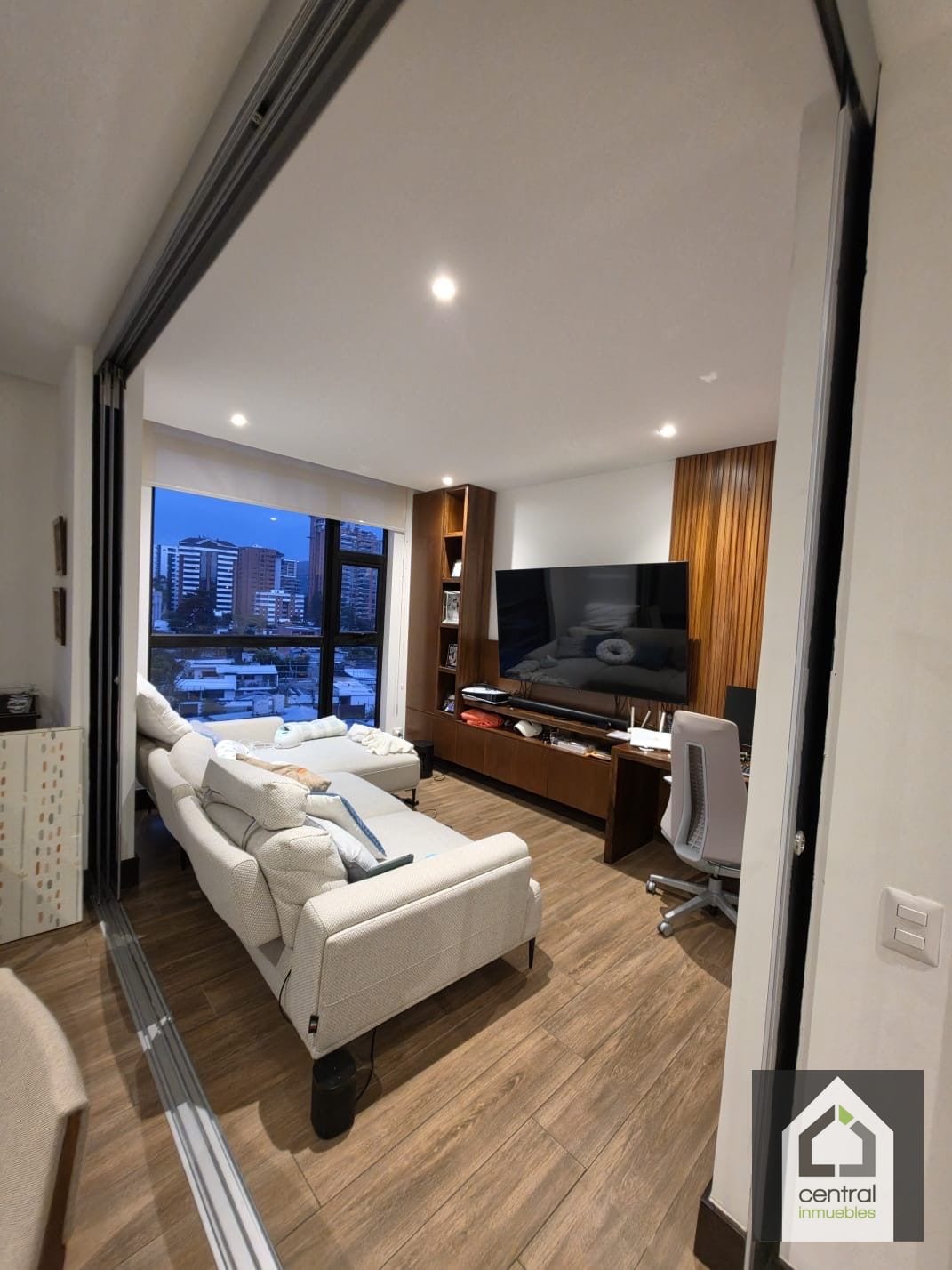 Apartamento en venta, Edificio Vistana — Apartamento en Venta en Vistana, Zona 14, Guatemala, Ciudad — foto 9 de 16
