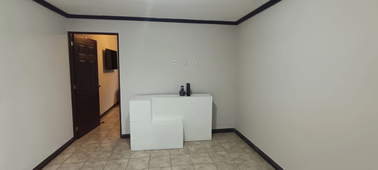Casa en VENTA en La Fontana 3 Carretera a El Salvador — Casa en Venta en La Fontana III, Carretera a El Salvador, Guatemala, Ciudad — foto 4 de 9